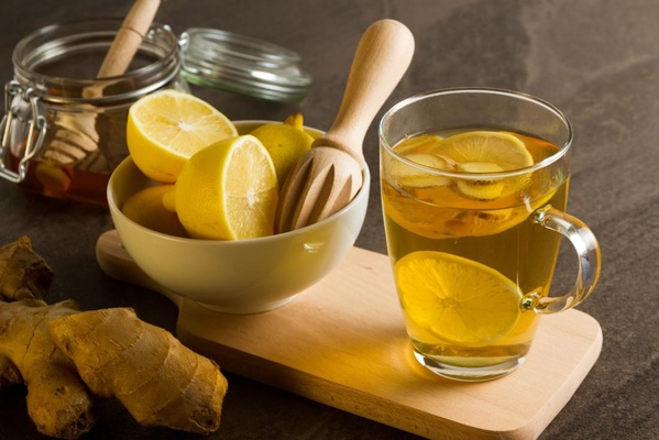 Chá de Gengibre, limão e mel