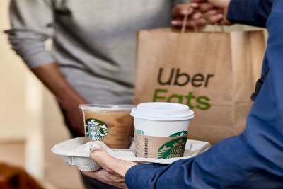 A Starbucks® chega a todo o lado com o Uber Eats!