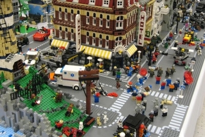 O evento a que todos os fãs de LEGO vão querer ir