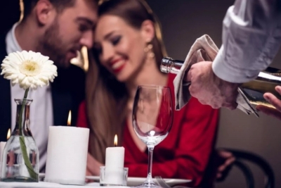 Sheraton Cascais Resort celebra o amor com jantar ‘ardente’