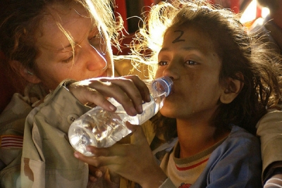 Imagens que marcam a Fotografia e a Ajuda Humanitária